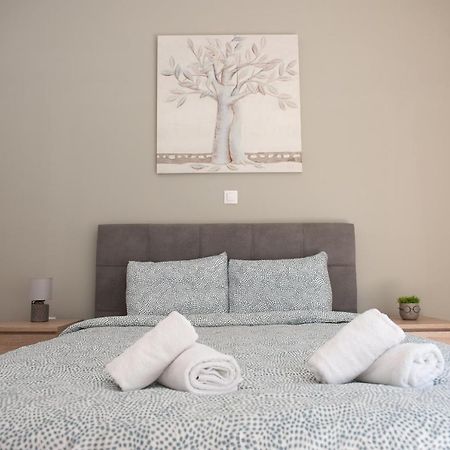 Newly Renovated Flat 500M From Subway Station Lejlighed Athen Eksteriør billede
