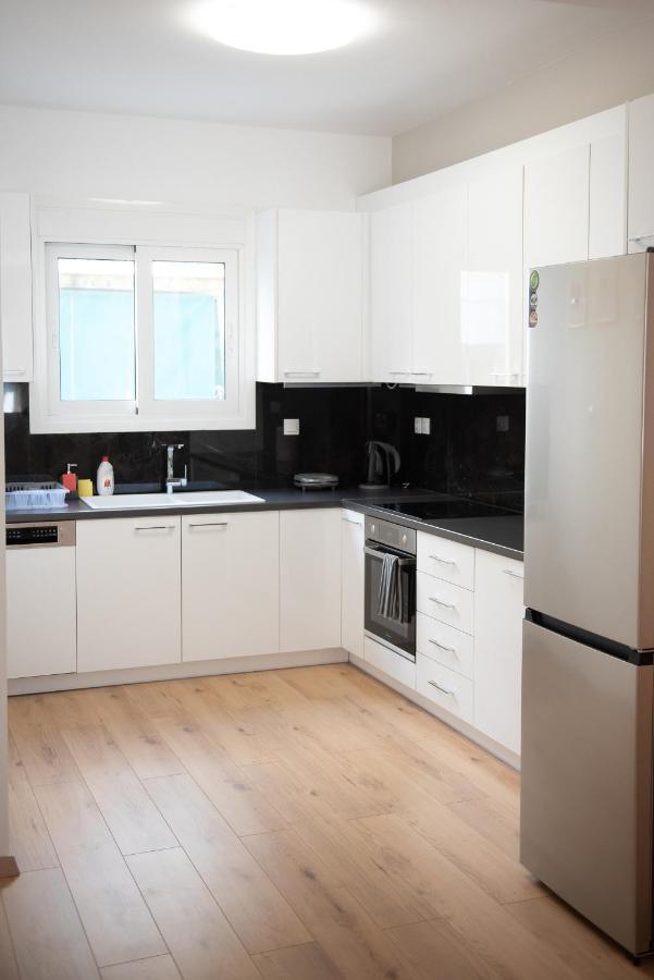 Newly Renovated Flat 500M From Subway Station Lejlighed Athen Eksteriør billede